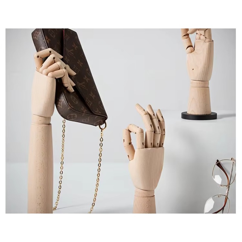 Handschaufensterpuppenständer  – Body Jewelry Store Bewertung und Preis